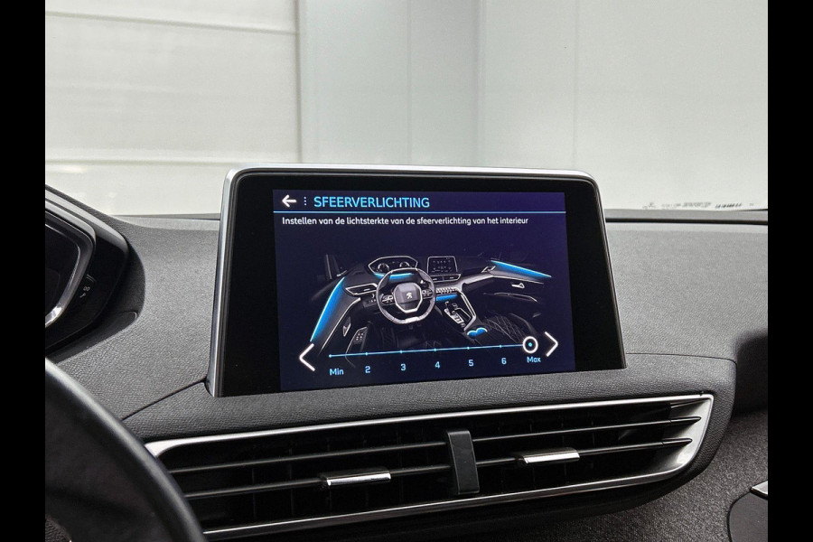 Peugeot 3008 1.2 PureTech Première PANO | TREKHAAK | CARPLAY & NAVI