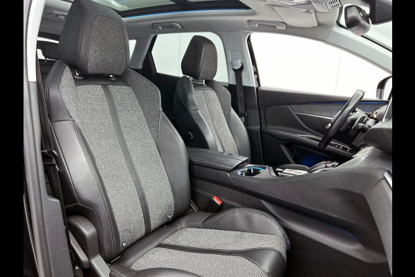 Peugeot 3008 1.2 PureTech Première PANO | TREKHAAK | CARPLAY & NAVI