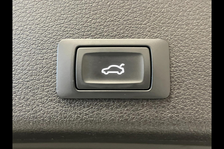 Audi e-tron 50 Quattro Launch Edition Plus 71 kWh|AFN.TREKHAAK|PANO|LEDER|ACC|APPLE CARPLAY|STOELVERW|MEMORY|NAP|NL-AUTO|INCL.BTW|