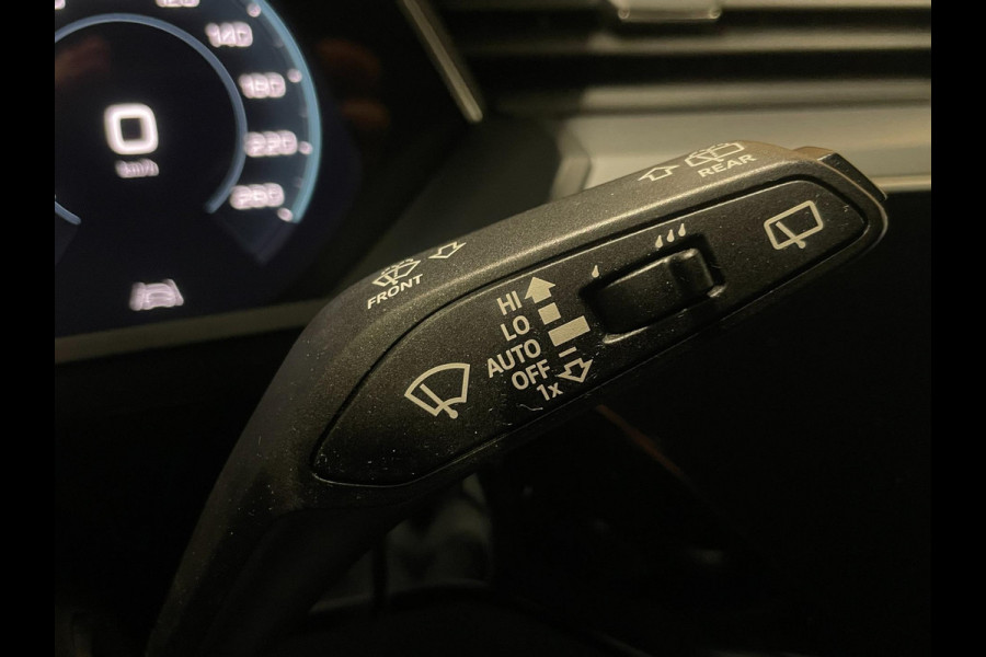 Audi e-tron 50 Quattro Launch Edition Plus 71 kWh|AFN.TREKHAAK|PANO|LEDER|ACC|APPLE CARPLAY|STOELVERW|MEMORY|NAP|NL-AUTO|INCL.BTW|