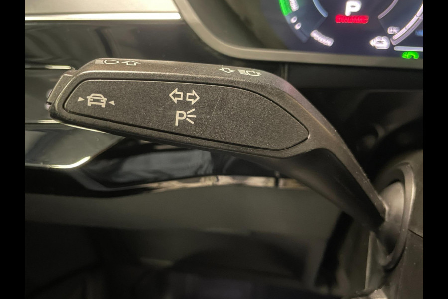 Audi e-tron 50 Quattro Launch Edition Plus 71 kWh|AFN.TREKHAAK|PANO|LEDER|ACC|APPLE CARPLAY|STOELVERW|MEMORY|NAP|NL-AUTO|INCL.BTW|