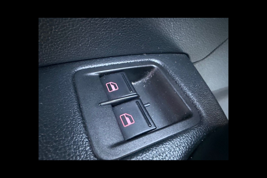 Volkswagen Caddy 1.4 TGI L2H1 EcoFuel Maxi Comfortline AIRCO I CRUISE CONTROL I PDC I VERWARMDE VOORRUIT I COMPLETE ONDERHOUDSHISTORIE I 1e EIGENAAR I RIJDEN OP GROEN GAS IS CO2 NEUTRAAL.