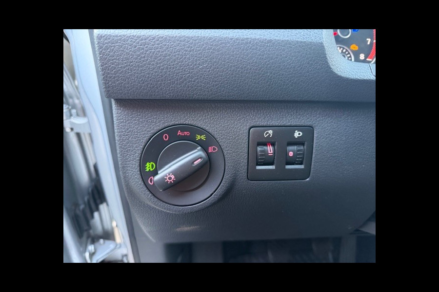 Volkswagen Caddy 1.4 TGI L2H1 EcoFuel Maxi Comfortline AIRCO I CRUISE CONTROL I PDC I VERWARMDE VOORRUIT I COMPLETE ONDERHOUDSHISTORIE I 1e EIGENAAR I RIJDEN OP GROEN GAS IS CO2 NEUTRAAL.