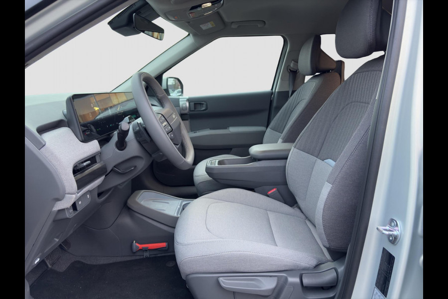 Kia EV3 Plus 81.4 kWh Automaat | Stoel & Stuurverwarming | Camera | Sensoren | Cruise |