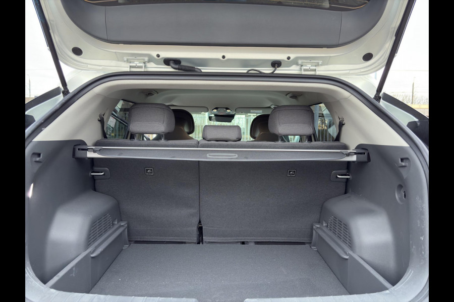 Kia EV3 Plus 81.4 kWh Automaat | Stoel & Stuurverwarming | Camera | Sensoren | Cruise |