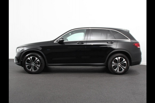 Mercedes-Benz GLC 300e 4MATIC PHEV Exclusive Navigatie Climate Control Leder(look) Camera Trekhaak Adaptive Cruise Control Dab