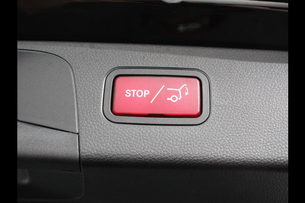 Mercedes-Benz GLC 300e 4MATIC PHEV Exclusive Navigatie Climate Control Leder(look) Camera Trekhaak Adaptive Cruise Control Dab