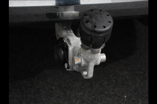 Mercedes-Benz GLC 300e 4MATIC PHEV Exclusive Navigatie Climate Control Leder(look) Camera Trekhaak Adaptive Cruise Control Dab