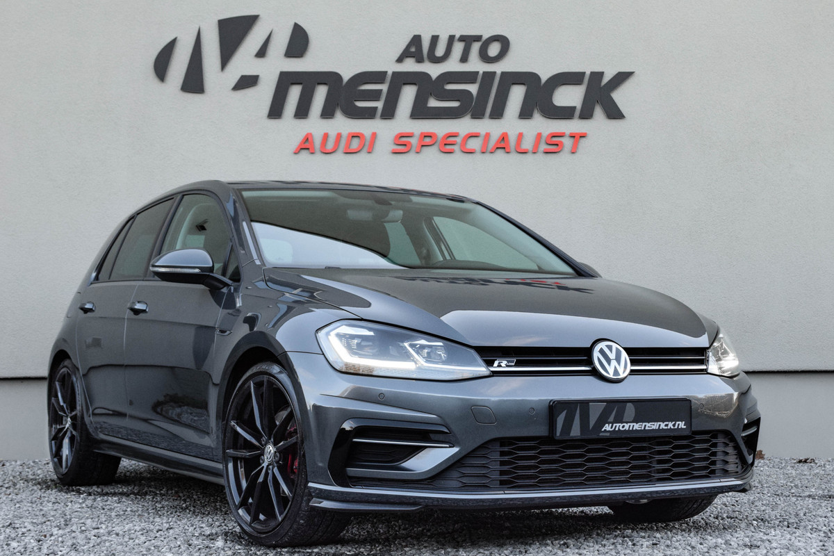 Volkswagen Golf 1.4 TSI Highline Business R-line / Virtual cockpit/ Navigatie/ 19 inch