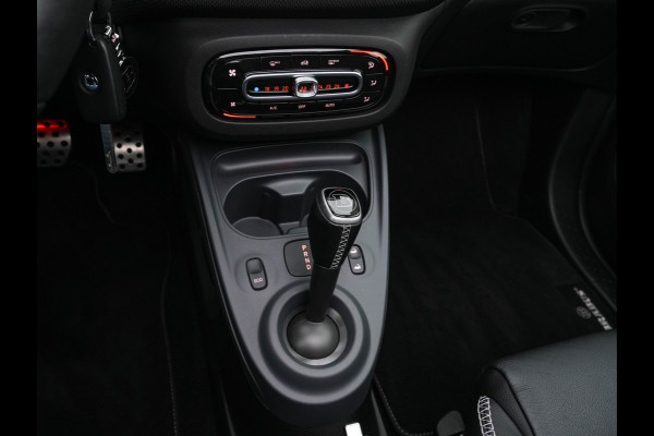 Smart Fortwo cabrio EQ BRABUS Style 18 kWh [ 3-Fase ] *LEATHER | HEATED-SPORTSEATS | NAVI-FULLMAP | CAMERA | DAB+ | AIRCO | PDC | CRUISE | 16''ALU*
