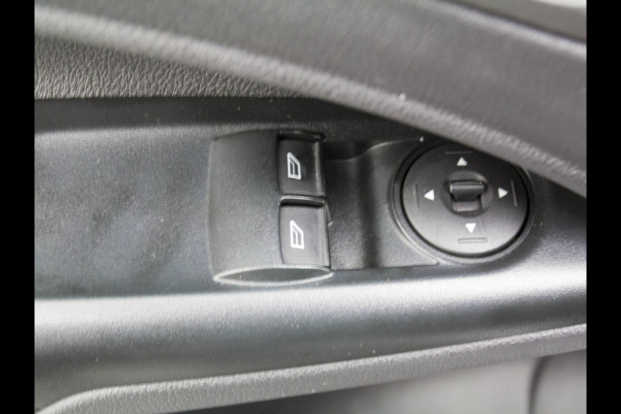 Ford Transit Connect 1.5TDCI 100PK/250Nm Euro 6 Airco Trekhaak Bluetooth Pdc Trend Betonplex vloer Wandbetimmering Schuifdeur 1.300kg trekgewicht !! Origineel Nederlandse Auto