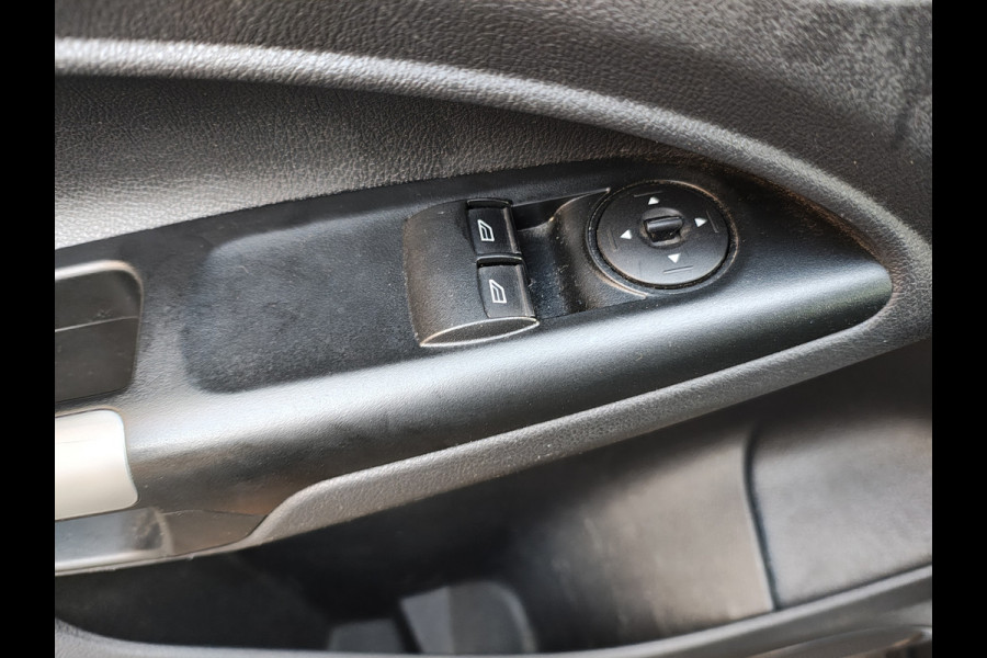 Ford Transit Connect 1.5TDCI 100PK/250Nm Euro 6 Airco Trekhaak Bluetooth Pdc Trend Betonplex vloer Wandbetimmering Schuifdeur 1.300kg trekgewicht !! Origineel Nederlandse Auto