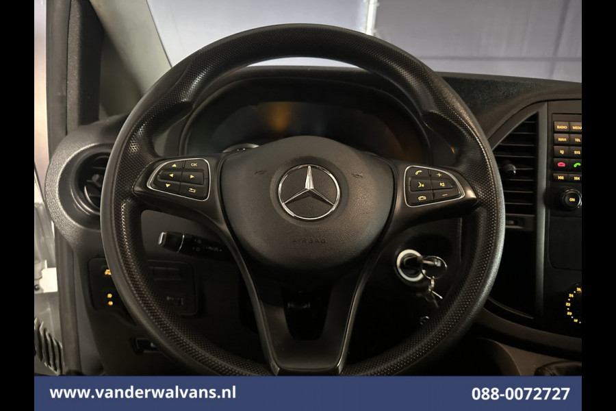 Mercedes-Benz Vito 114 CDI 136pk L2H1 Euro6 Airco | Camera | Navigatie | Cruisecontrol | Trekhaak Parkeersensoren, Stoelverwarming