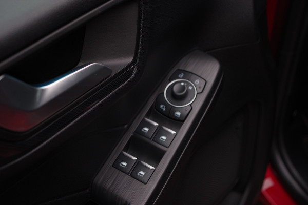 Ford Kuga 2.5 PHEV 225 PK ST-Line, Panoramadak, Winterpakket, Adap. Cruise Control, 360 Camera