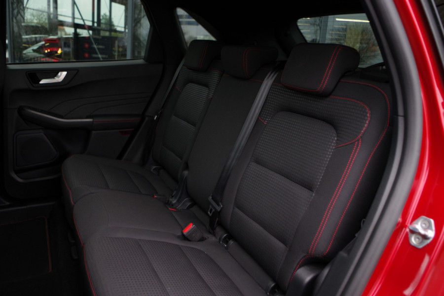 Ford Kuga 2.5 PHEV 225 PK ST-Line, Panoramadak, Winterpakket, Adap. Cruise Control, 360 Camera