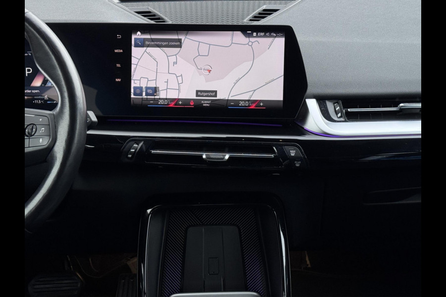 BMW X1 SDrive18i LED - NIEUW MODEL - GROOT SCHERM - CARPLAY - STOELVERWARMING - KEYLESS