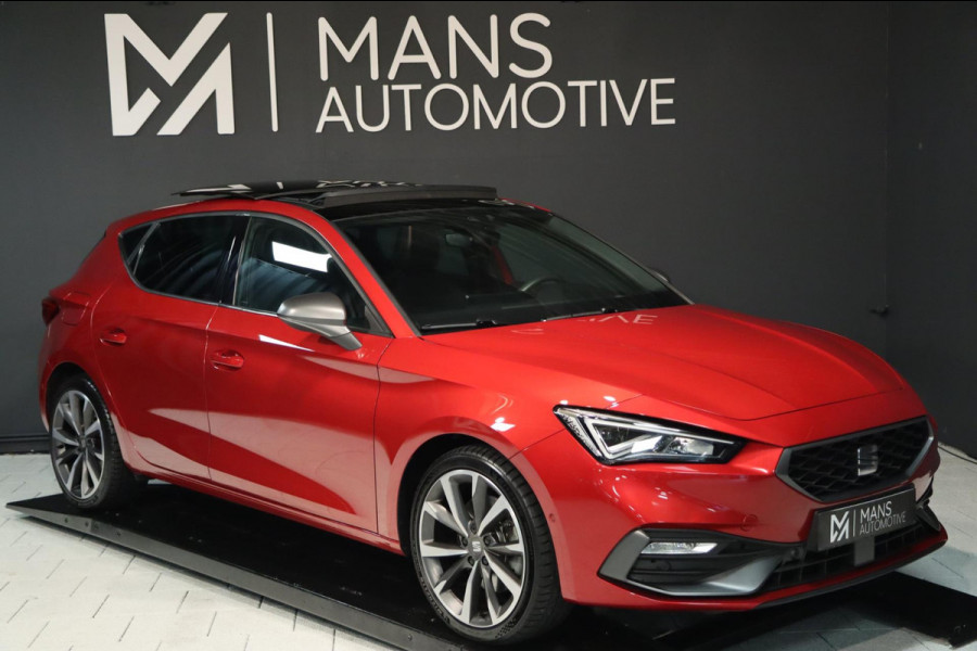 Seat Leon 1.5 eTSI FR / PANODAK / KEYLESS / LED / CAMERA / CARPLAY