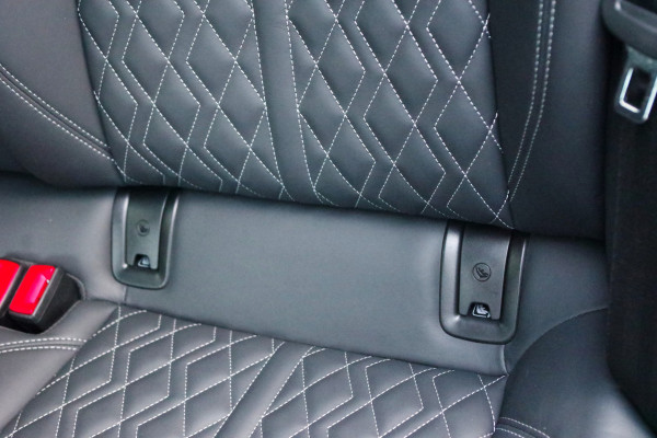 Audi A6 Avant 55 TFSI 367 PK e Quattro S-Line Edition Competition PHEV, Panoramadak, Trekhaak, Leder