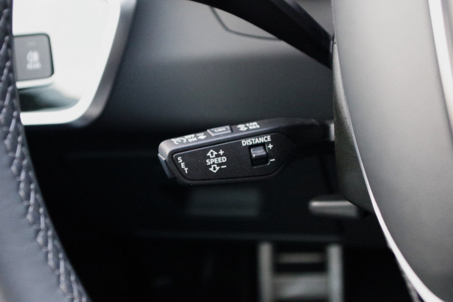 Audi A6 Avant 55 TFSI 367 PK e Quattro S-Line Edition Competition PHEV, Panoramadak, Trekhaak, Leder