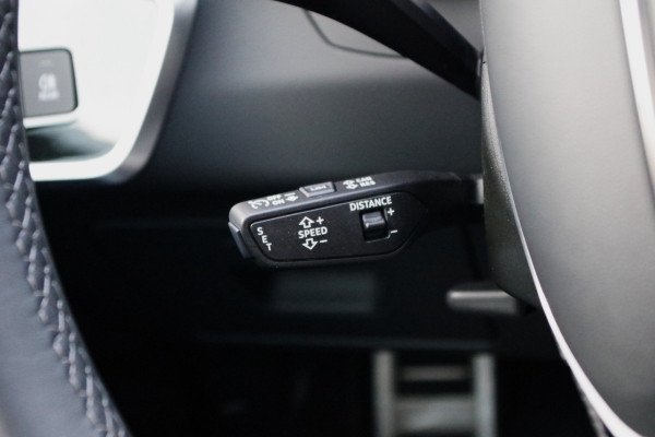 Audi A6 Avant 55 TFSI 367 PK e Quattro S-Line Edition Competition PHEV, Panoramadak, Trekhaak, Leder