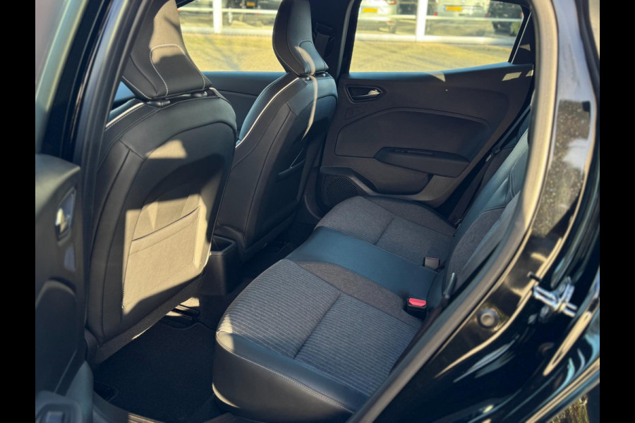 Renault Clio 1.0 TCe Intens | Navi, Camera, Carplay/Android, PDC, Cruise, DAB, Half leder | NAP | Dealeronderhouden |