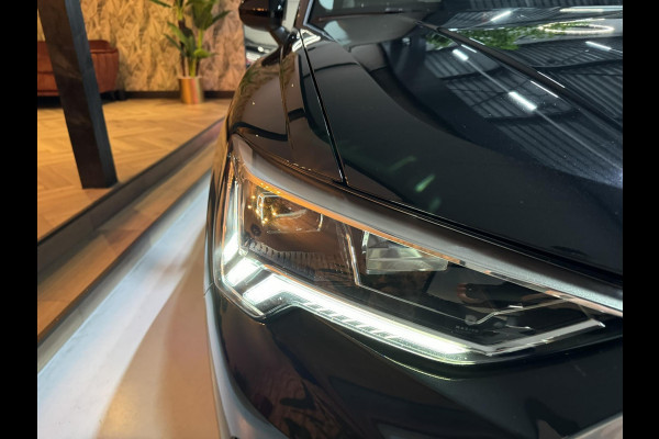 Audi Q3 35 TFSI S edition Garantie Trekhaak Leder Camera StoelVW Elek Achterklep Cruise Navi Clima Led Rijklaar