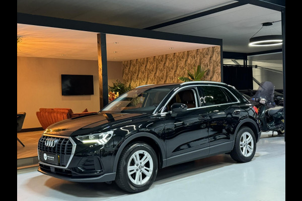 Audi Q3 35 TFSI S edition Garantie Trekhaak Leder Camera StoelVW Elek Achterklep Cruise Navi Clima Led Rijklaar