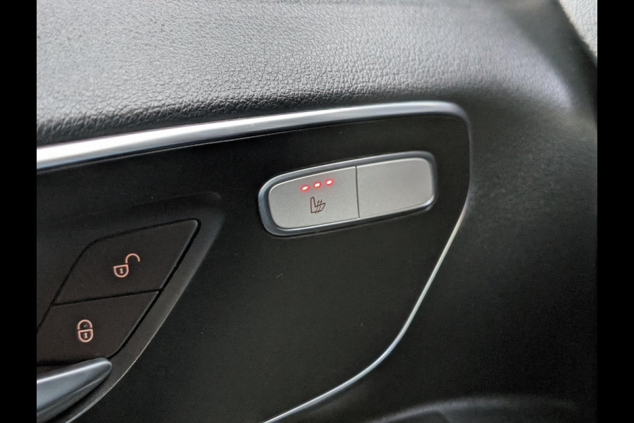 Mercedes-Benz Vito 119 CDI AUT DC LANG LED 2X SCHUIFDEUR LEER STOELVERWARMING 2500KG TREKHAAK