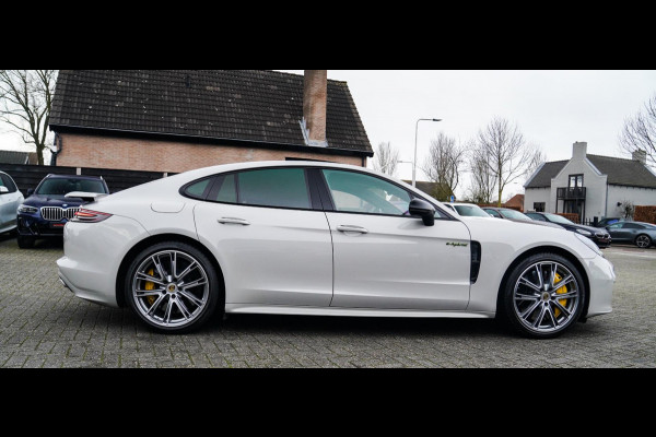 Porsche Panamera 4.0 Turbo S E-Hybrid | Carbon | Massage | Porsche Active Safe | Schuifdak | Adaptieve Cruise | Keramisch | KRIJT