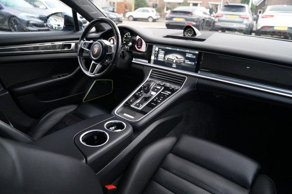 Porsche Panamera 4.0 Turbo S E-Hybrid | Carbon | Massage | Porsche Active Safe | Schuifdak | Adaptieve Cruise | Keramisch | KRIJT