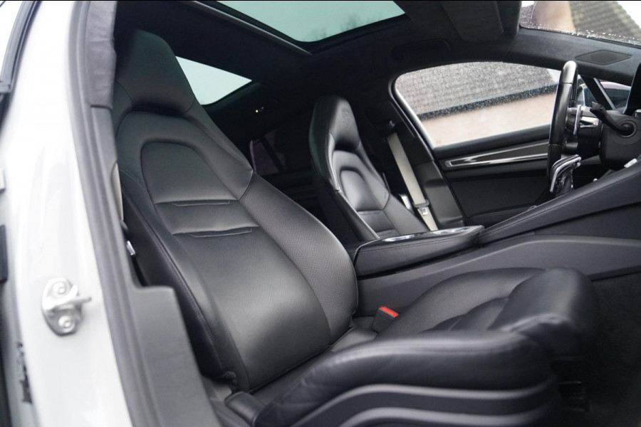 Porsche Panamera 4.0 Turbo S E-Hybrid | Carbon | Massage | Porsche Active Safe | Schuifdak | Adaptieve Cruise | Keramisch | KRIJT
