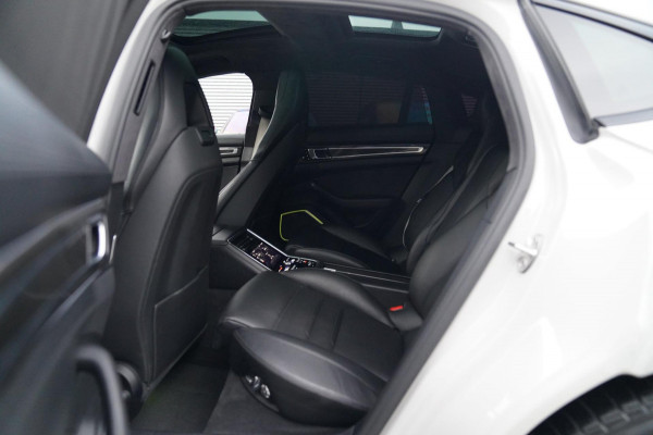 Porsche Panamera 4.0 Turbo S E-Hybrid | Carbon | Massage | Porsche Active Safe | Schuifdak | Adaptieve Cruise | Keramisch | KRIJT