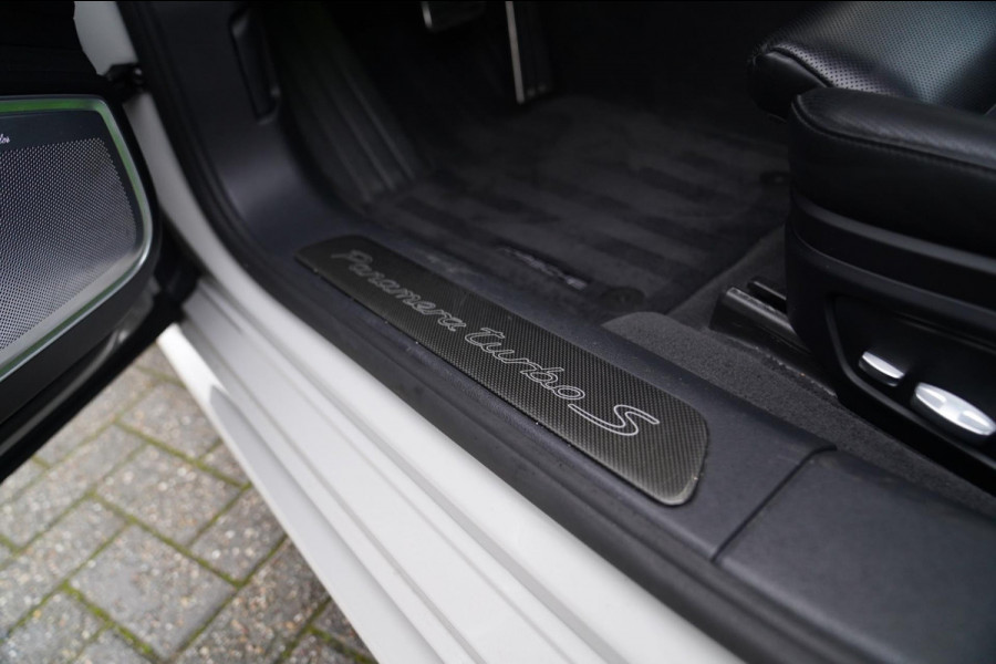 Porsche Panamera 4.0 Turbo S E-Hybrid | Carbon | Massage | Porsche Active Safe | Schuifdak | Adaptieve Cruise | Keramisch | KRIJT