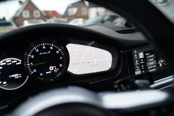 Porsche Panamera 4.0 Turbo S E-Hybrid | Carbon | Massage | Porsche Active Safe | Schuifdak | Adaptieve Cruise | Keramisch | KRIJT