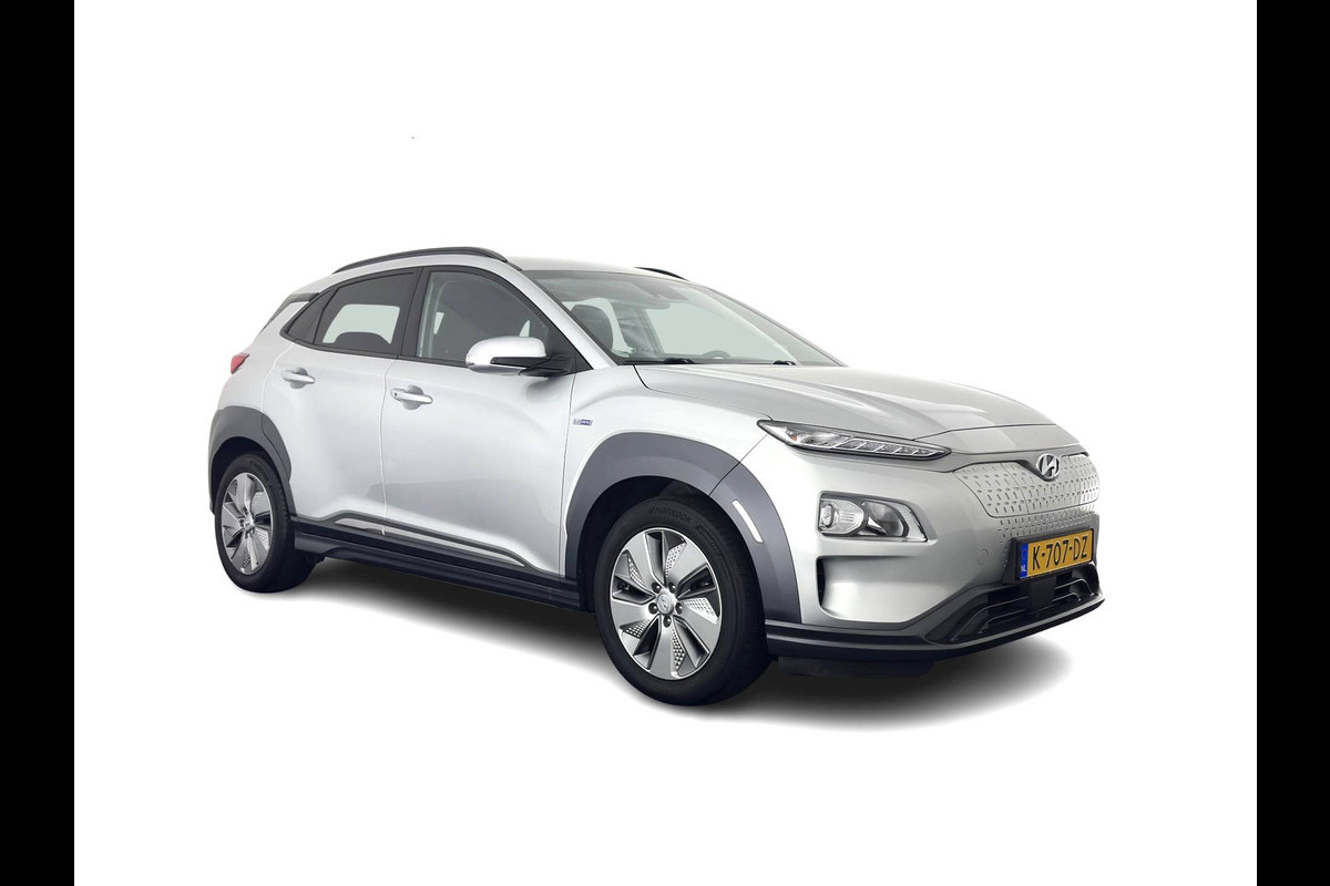 Hyundai Kona EV Fashion 64 kWh (3-Fase) {SOH-100%} (INCL-BTW)  Aut * HEATPUMP | NAVI-FULLMAP | LEATHER-FABRIC | KEYLESS | CAMERA | DAB | ECC | PDC | ADAPTIVE-CRUISE | LANE-ASSIST | HEATED SEATS | PRIVACY-GLASS | HEAD-UP | SHIFT-PADDLES | 17"A