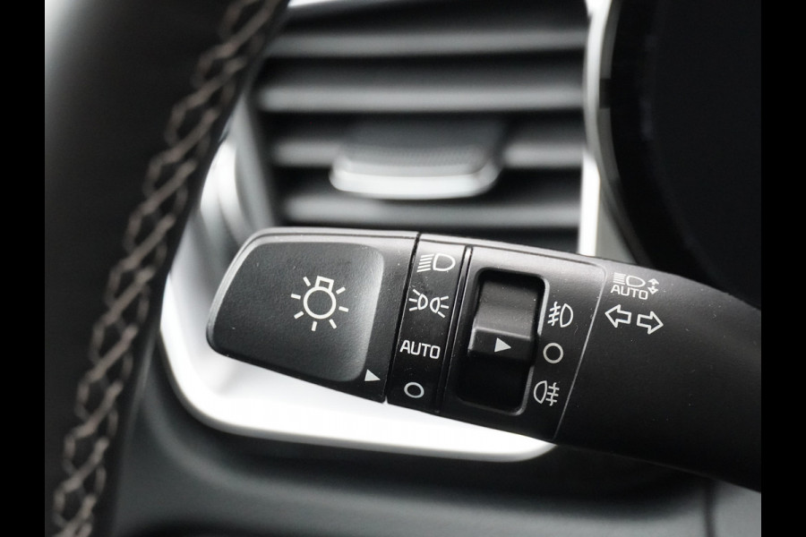 Kia Ceed 1.5 T-GDi GT-PlusLine - Automaat - Rijdende Demo Automaat - Stoel/Stuurverwarming - Adaptief Cruise Control - Navigatie - Climate Control - Fabrieksgarantie Tot 2032