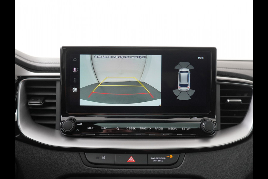 Kia Ceed 1.5 T-GDi GT-PlusLine - Automaat - Rijdende Demo Automaat - Stoel/Stuurverwarming - Adaptief Cruise Control - Navigatie - Climate Control - Fabrieksgarantie Tot 2032