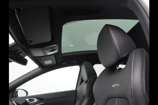 Kia Ceed 1.5 T-GDi GT-PlusLine - Automaat - Rijdende Demo Automaat - Stoel/Stuurverwarming - Adaptief Cruise Control - Navigatie - Climate Control - Fabrieksgarantie Tot 2032