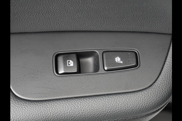 Kia Ceed 1.5 T-GDi GT-PlusLine - Automaat - Rijdende Demo Automaat - Stoel/Stuurverwarming - Adaptief Cruise Control - Navigatie - Climate Control - Fabrieksgarantie Tot 2032