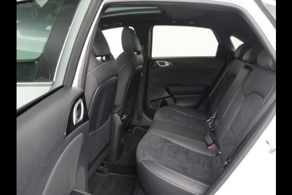 Kia Ceed 1.5 T-GDi GT-PlusLine - Automaat - Rijdende Demo Automaat - Stoel/Stuurverwarming - Adaptief Cruise Control - Navigatie - Climate Control - Fabrieksgarantie Tot 2032