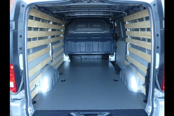 Mercedes-Benz Vito 114 CDI Lang Airco/Cruise control/Camera