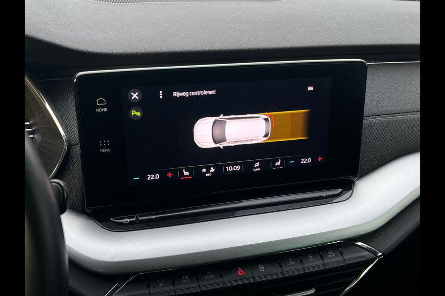 Škoda Octavia Combi 1.5 TSI First Edition NL AUTO | STOELVERW | SFEEVRLICHTING |