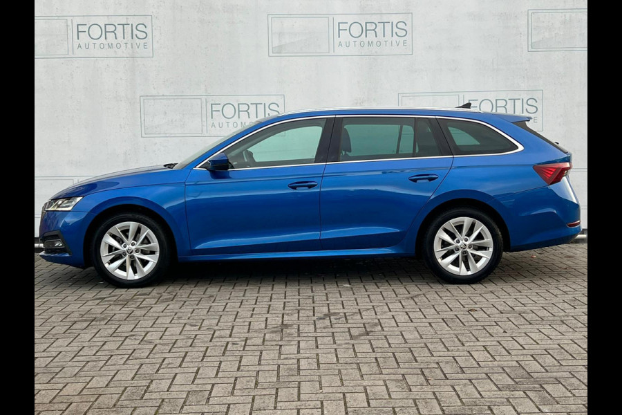 Škoda Octavia Combi 1.5 TSI First Edition NL AUTO | STOELVERW | SFEEVRLICHTING |