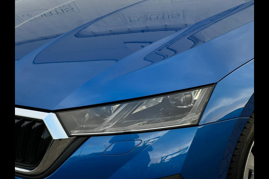 Škoda Octavia Combi 1.5 TSI First Edition NL AUTO | STOELVERW | SFEEVRLICHTING |