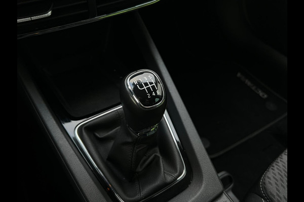 Škoda Octavia Combi 1.5 TSI First Edition NL AUTO | STOELVERW | SFEEVRLICHTING |