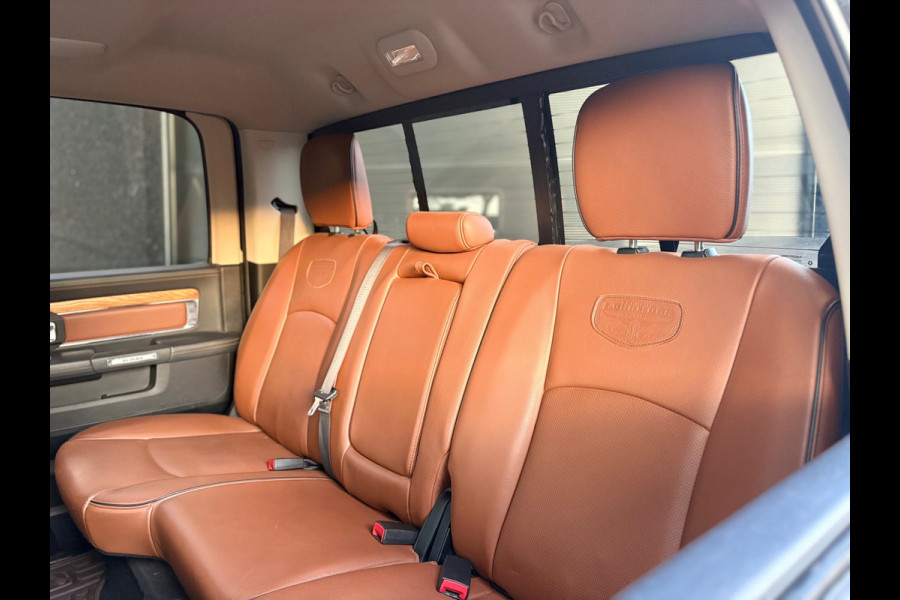 Dodge Ram 1500 5.7 V8 4x4 Crew Cab Longhorn - Luchtvering - Bomvol