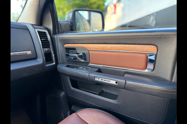 Dodge Ram 1500 5.7 V8 4x4 Crew Cab Longhorn - Luchtvering - Bomvol