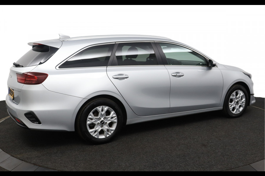 Kia Ceed Sportswagon 1.5 T-GDi DynamicPlusLine Apple Carplay/Android Auto - Cruise Control - Dodehoekdetectie - Navigatie - Stuur/Stoelverwarming - Fabrieksgarantie tot 09-2031
