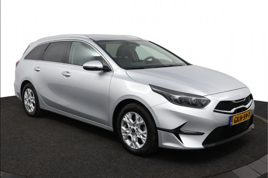 Kia Ceed Sportswagon 1.5 T-GDi DynamicPlusLine Apple Carplay/Android Auto - Cruise Control - Dodehoekdetectie - Navigatie - Stuur/Stoelverwarming - Fabrieksgarantie tot 09-2031