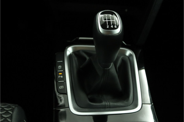 Kia Ceed Sportswagon 1.5 T-GDi DynamicPlusLine Apple Carplay/Android Auto - Cruise Control - Dodehoekdetectie - Navigatie - Stuur/Stoelverwarming - Fabrieksgarantie tot 09-2031